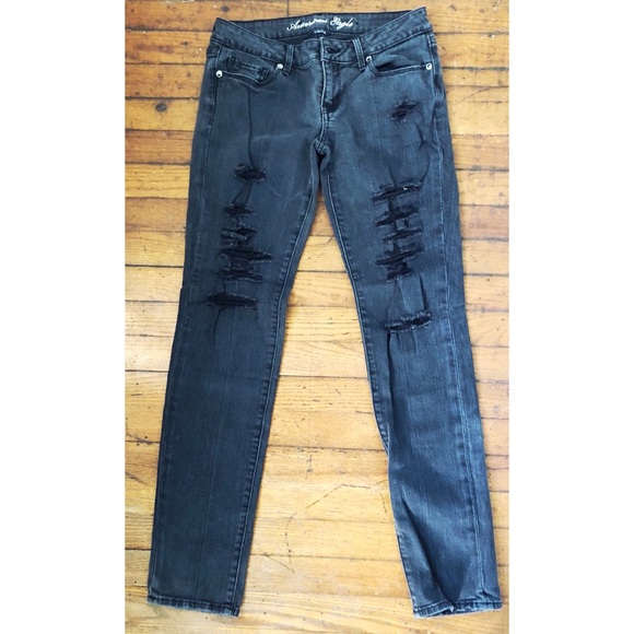 American Eagle Outfitters Denim - American Eagle Skinny Distressed Jean’s